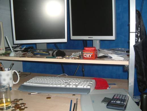 [Computer Desk 9]